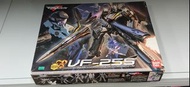 1/72 Bandai VF-25S Messiah Valkyrie 模型