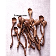 Wooden tablespoon-curly long scoop
