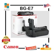 Canon BG-E7 Battery Grip for Canon EOS 7D Digital SLR Camera