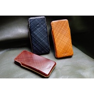 [LaoHac Store] Iphone X/XS Handheld Leather Case