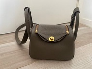 Mini Lindy 大象灰金扣 Clemence