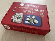 LeSportsac 熊貓/麻將收納包兩件套裝，全新有盒。一盒$130/兩盒全要優先。尺寸大小見圖。可議