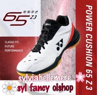 Sepatu Yonex SHB 65Z Wide Badminton Shoes