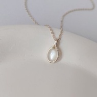 銀月光石吊墜 橢圓形月光石項鏈 手工純銀項鍊 極簡項鏈