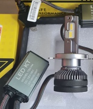 Đèn Led H4 H19 55W 4300k vàng nắng hoặc trắng 12V bám đường siêu sáng mã đèn T50 sáng vàng cho xe má