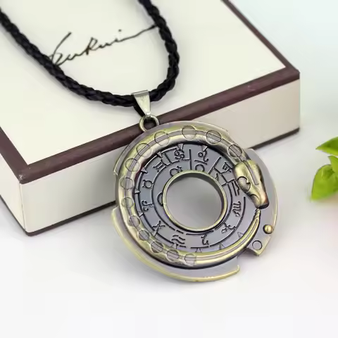 Fashion Metal Alloy Assassins Ezio Cosplay Pendant Necklace Knights Templar Iron Cross Necklaces For