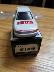 Tomy GT-R R32