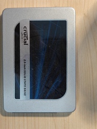 Crucial MX300 2.5吋 sata SSD 512g
