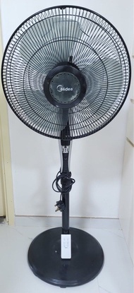 美的 16吋黑色FS40-8PR 落地風扇