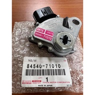 Original Toyota LC200 FJ Cruiser Mark X Prado Fortuner Innova Gearbox Switch 84540-71010 UZJ200 GSJ1