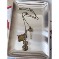 Ready Stock Ancient Sweeping Magic Key Necklace Cello Diary Baker Street 221B Pendant/8.23