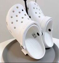 Crocs 涼鞋