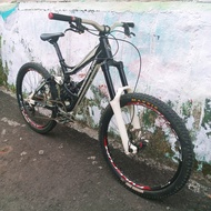 Fullbike Mtb Adrenaline Dh 26 Downhill no Collosus Siskiu Giant Specialized Patrol