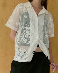 SOMETHING ABOUT US - EDEN LACE TOP