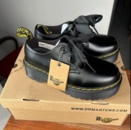 Dr. Martens Holly leather platform