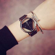 創意潮牌🇰🇷韓版 EXO同款 、原宿風格 雙面鏤空鏡面 三角形面板 時尚 簡約 休閒石英錶/女錶/男錶/中性錶/學生錶（類似GUESS錶款）Creative Tide brand 🇰🇷 Korean EXO, Harajuku style two-sided mirror triangle hollow panel stylish simplicity casual quartz watch    (similar GUESS watch)