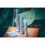 Flashlight uses incandescent bulbs, medium C batteries or large D batteries