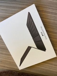 iPad smart keyboard folio 12.9-inch