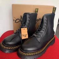 🍋Dr.martens1460 馬丁靴 新款銘牌鐵牌八孔厚底雙黃線BEX軟皮 馬丁靴