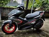 tem rời nvx 155 đỏ dán xe xám đen. hình xe là ảnh của khách gởi