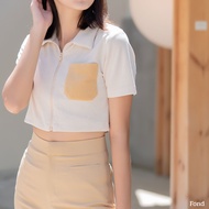 Fond - เสื้อครอปแขนสั้น สีพาสเทล เสื้อและกระเป๋าเสื้อ ดีเทลคู่สีทูโทน