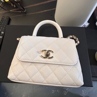 chanel coco handle mini