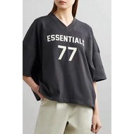 FEAR OF GOD FOG Season 8 Double Line ESSENTIALS 77 เสื้อยืดแขนสั้นคอวีตัวอักษร