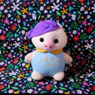 B2 pig doll with sand/