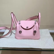 Hermes愛馬仕mini lindy 3Q櫻花粉swift皮銀扣Z刻