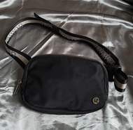 Lululemon 腰包