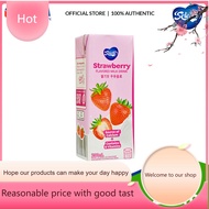 [FREE GIFT] Selecta Strawberry Flavored Milks 200ml