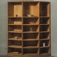 古董高身木製角落展示櫃