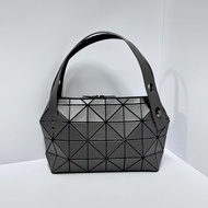 【全新品🎁】 三宅一生 BAO BAO 格子包 （專櫃23000）