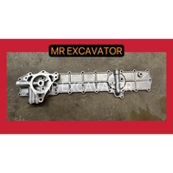 Mitsubishi 6D14 6D15 6D16 Excavator Engine Oil Cooler Cover Housing Coolant