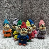 Now White & Dwarves Set of 7 Assorted Small Toys - Disney Jollibee Mcdonalds Minion Hard-to-Find