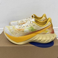 Saucony Endoprhin Pro 4 Women Second Original Running Shoes Carbon Plated