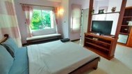 Nada Koh Larn Resort