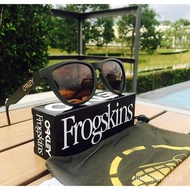 bjJE Oakley frogskin Grenada Collection