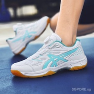 Ready Stock Couple Badminton Shoes Rotating Buckle Badminton Shoes Ultra Light Table Tennis Shoes Anti-slip Training Shoes Couple Sports Shoes Professional Badminton Shoes Volleyba