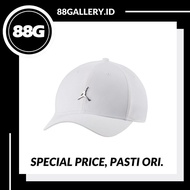 TOPI - AIR JORDAN CLASSIC 99 WHITE CAP METALLIC / TOPI JORDAN 100% ORIGINAL