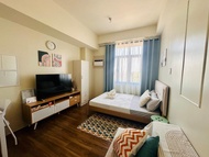อพาร์ตเมนต์ 1 ห้องนอน 1 ห้องน้ำส่วนตัว ขนาด ตร.ม. – ลาปุซ (JJ’s Condo Staycation Near MegaWorld Ilo