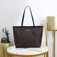 Coach tote bag with Zip classic tote bag Brown black instock 996