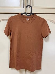 Uniqlo U系列圓領短袖T恤 磚橘色
