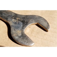 Wrench 1/2 - 5/8 inches long 19cm made in Japan