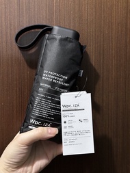 包順豐 Wpc. IZA Compact UV Protection Waterproof Umbrella Black IZA 掌心級袖珍摺傘 100%全遮光 專業隔熱防曬 五摺傘骨 (240g)