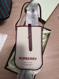 Burberry 手機包