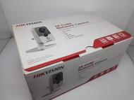 IP Camera Cube 1MP mic speaker PIR Wifi Hikvision DS-2CD2410F-IW
