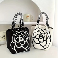 Japan Japan Korea Camellia Flower Knitted Handbag Large Capacity Bucket Bag Portable Handbag _ zbm71