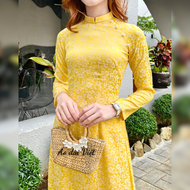 Áo dài tết gấm cao cấp màu vàng vân hoa trà nhí truyền thống công sở giáo viên may sẵn