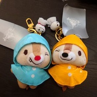 (珍藏絕版一對)Disney晴天娃娃雨衣迪士尼Chip n Dale小熊維尼黛絲松鼠毛絨公仔匙扣吊飾掛飾玩具Japan Disney Store購入Winnie the Pooh Daisy Duck